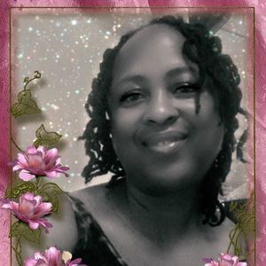 Meet your Posher, Yvette